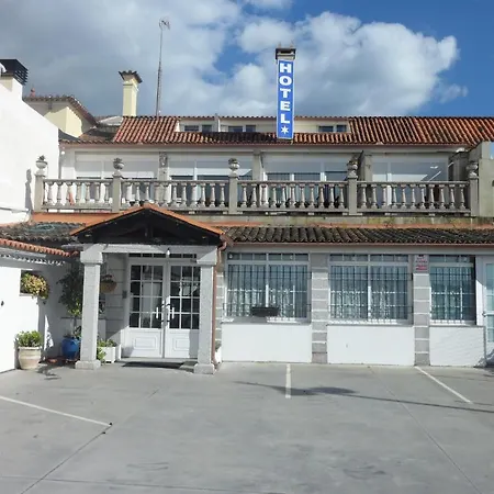 Avenida Baiona Sabaris