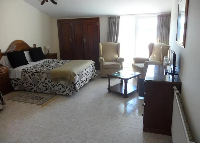 Avenida Baiona Hotel