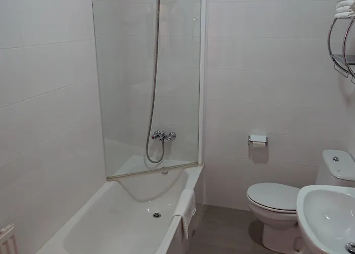 Avenida Baiona Hotel *